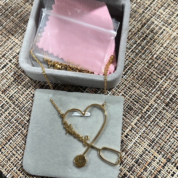 Necklace. - Picture 4 of 9